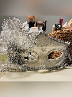 Silver Lace Masquerade Mask with Ornate Feather Accent